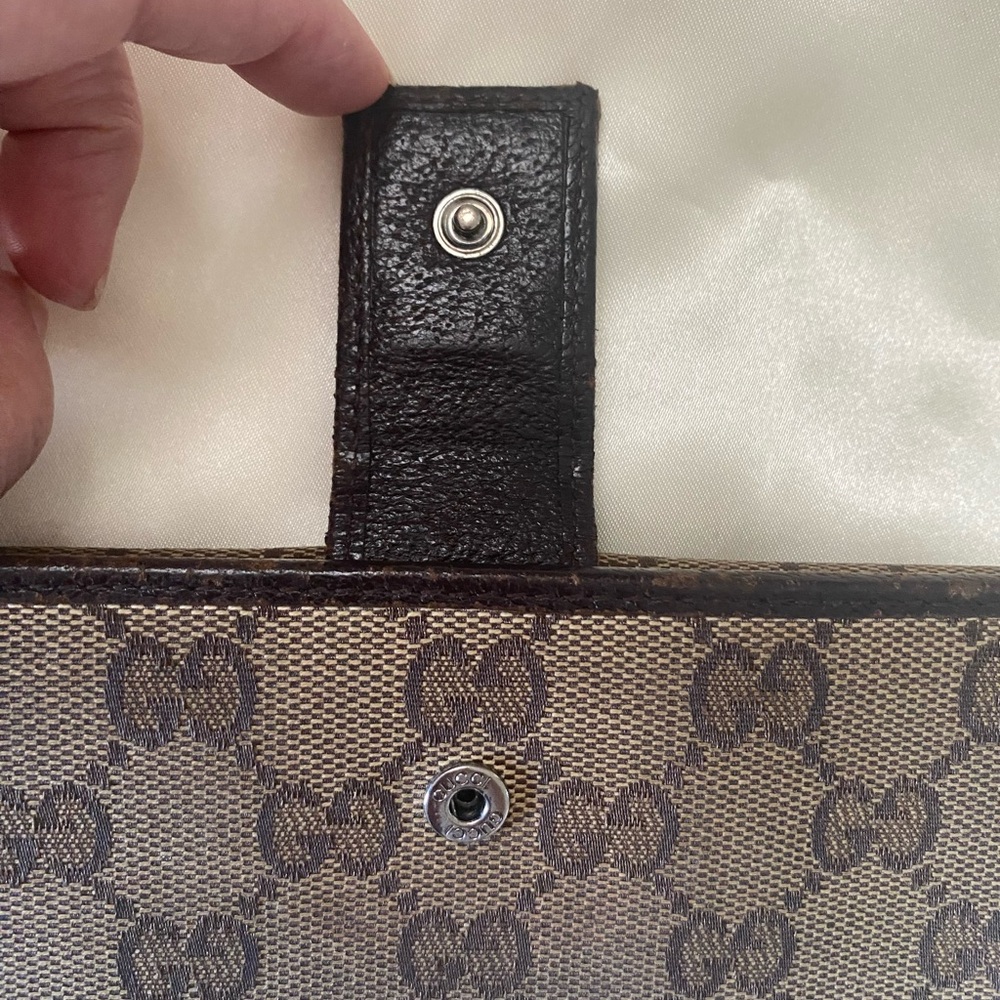 Gucci Long Snap Monogram Wallet - Picture 6 of 11